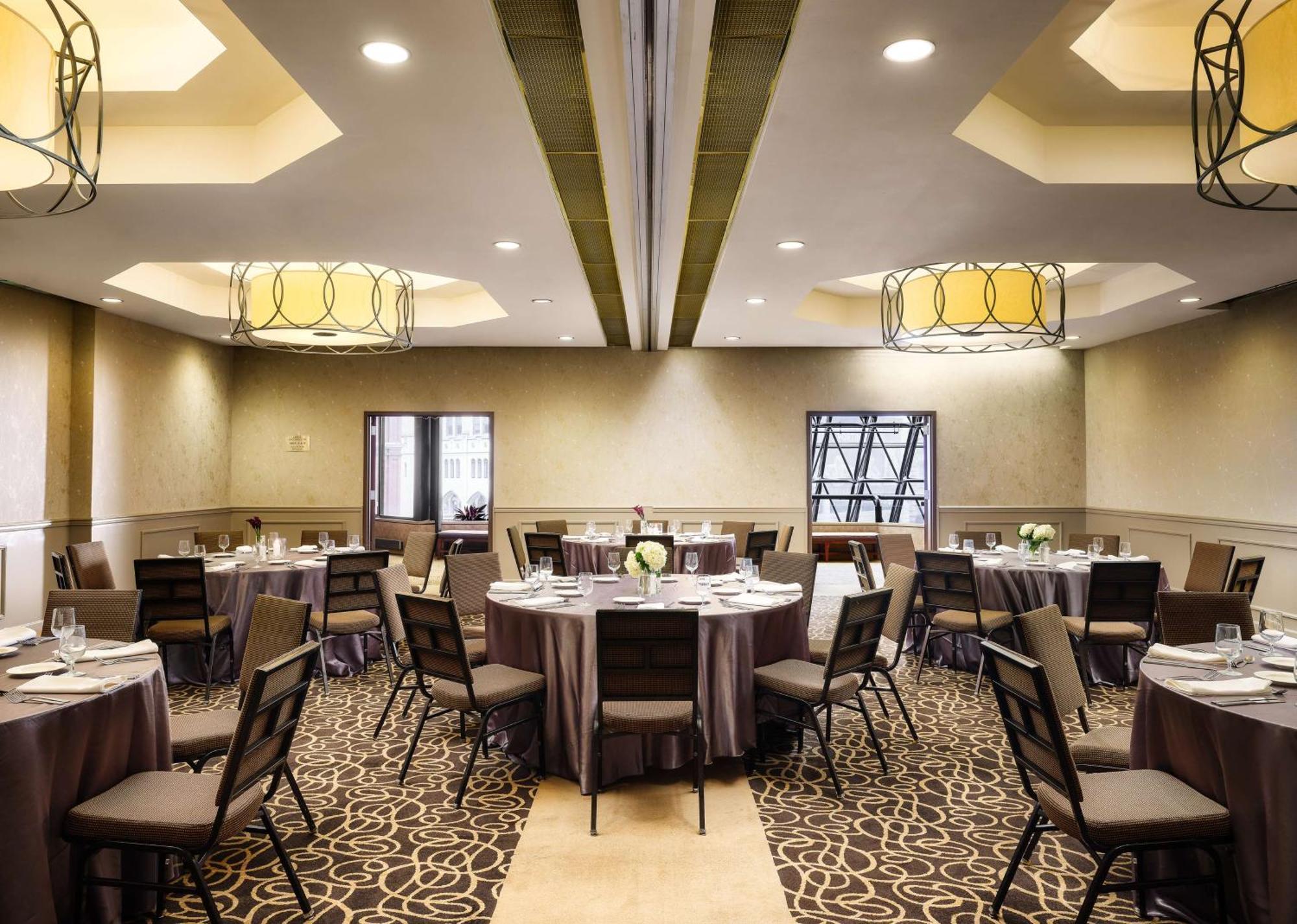 Doubletree By Hilton Hotel Philadelphia Center City מראה חיצוני תמונה